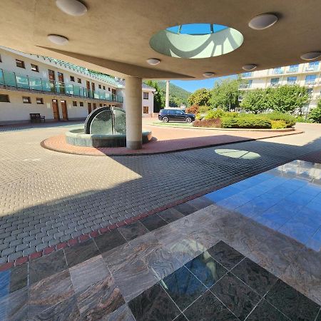 Kristoff Plaza Trencianske Teplice Daire Trenčín Dış mekan fotoğraf